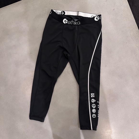 Ethika 3/4 Length Subzero Performance Compression Tights, Black, Size L - Picture 1 of 3